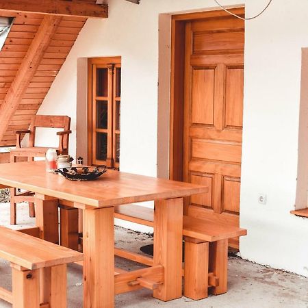 Appartement Sobe Na Vinskoj Cesti Zmajevac Extérieur photo