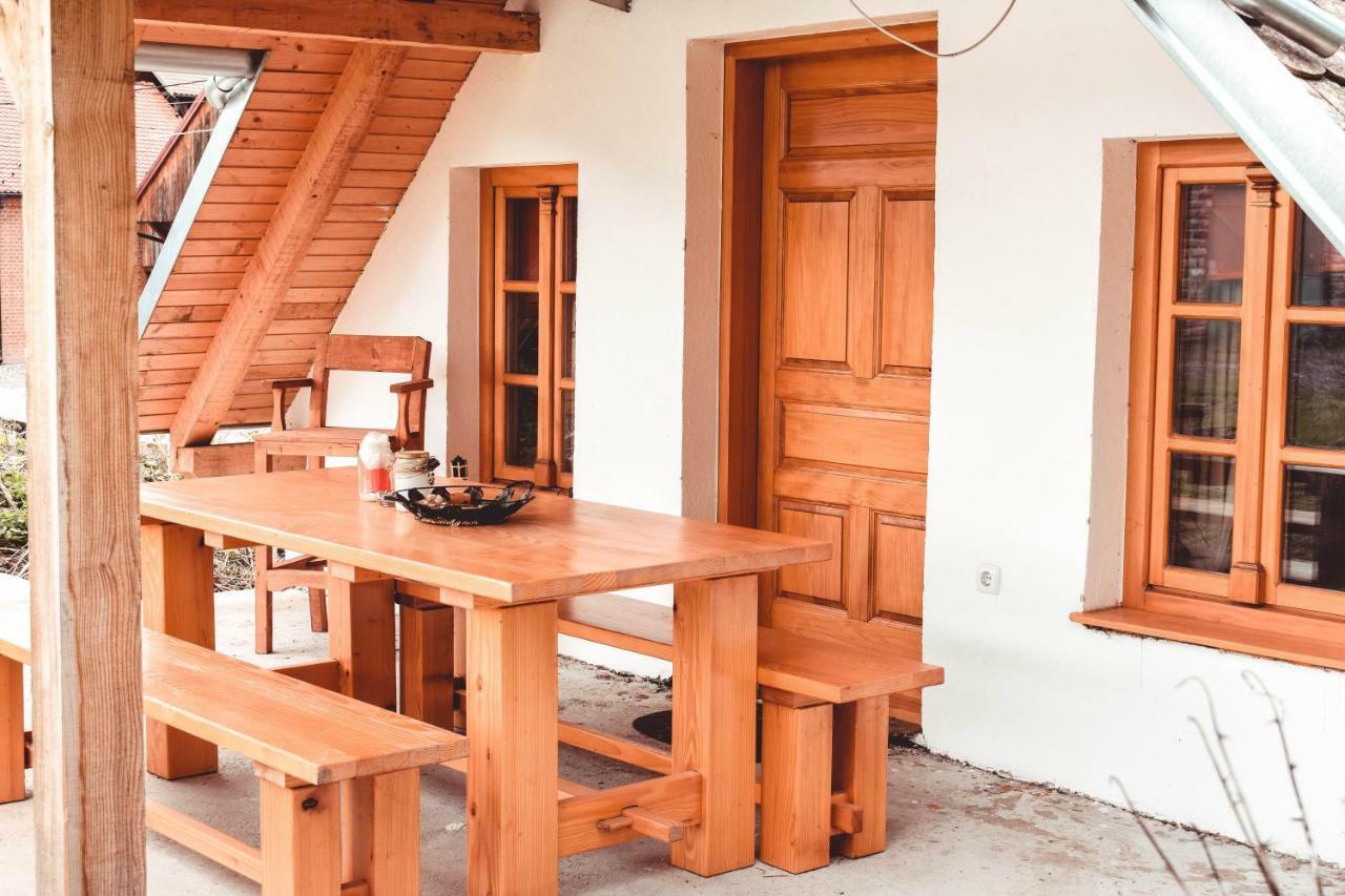 Appartement Sobe Na Vinskoj Cesti Zmajevac Extérieur photo